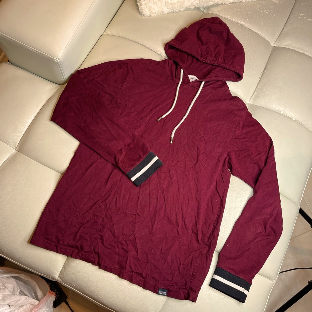 Long sleeve hooded Top ❤️